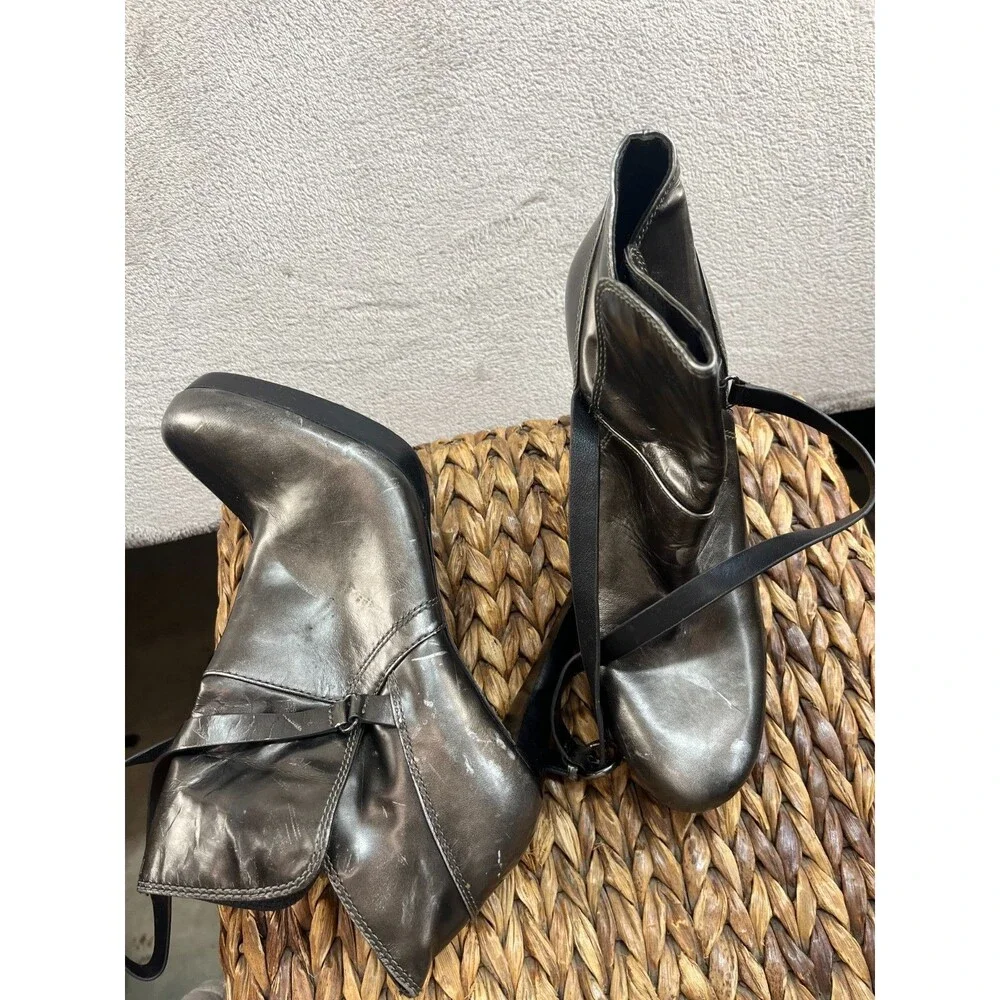 elie tahari Ankle booties Womens 9.5 Gray Heel 4
